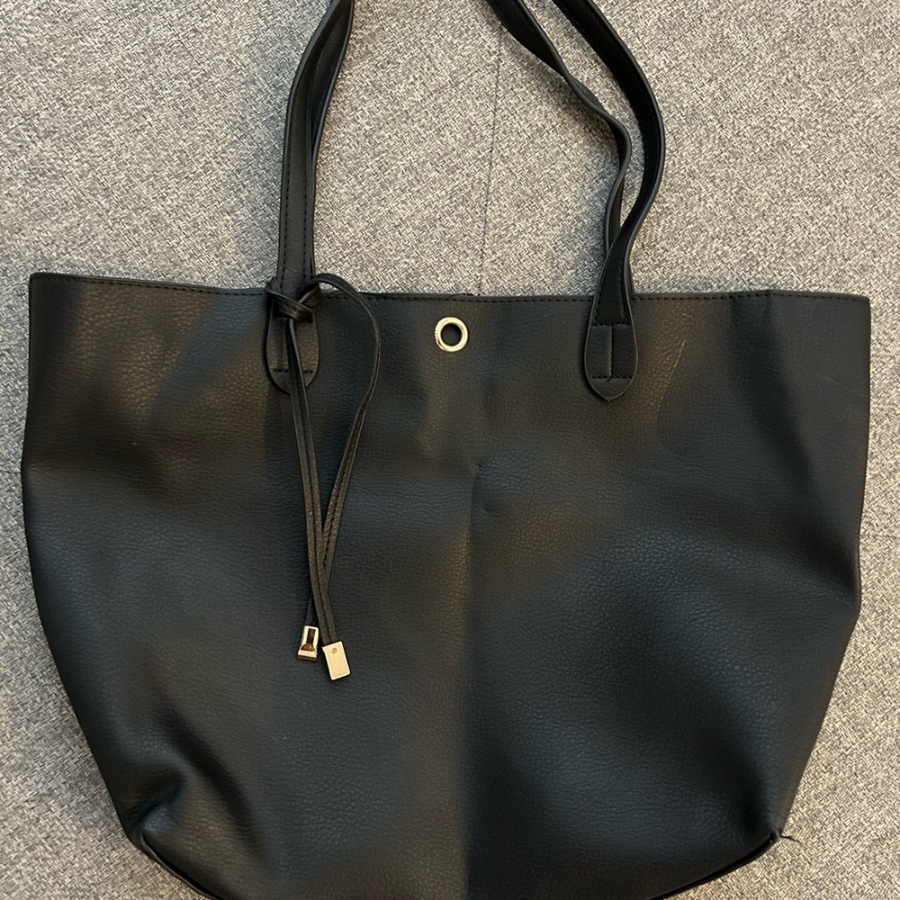 Black Tote Bag w/zipper wallet